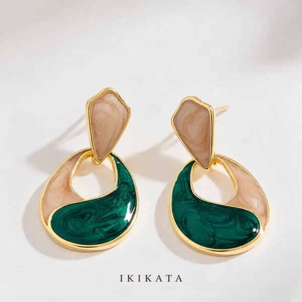 IKIKATA Malachite Yin Drop Earrings